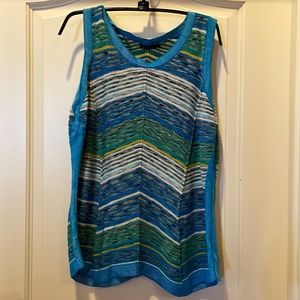 2-piece lightweight sweater set in lovely colors and design